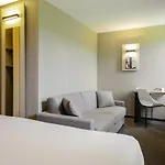 Ibis Est La Cite 3*