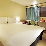 Hotel Ibis Est La Cité Carcassonne
