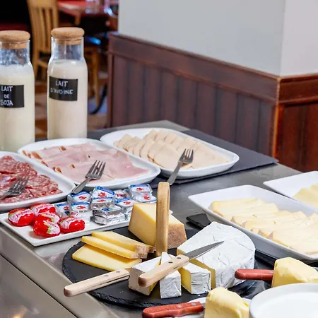 Ibis Est La Cité Carcasona