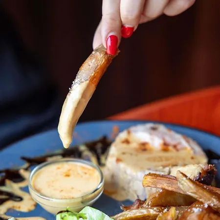 Ibis Est La Cité Hotel 3*