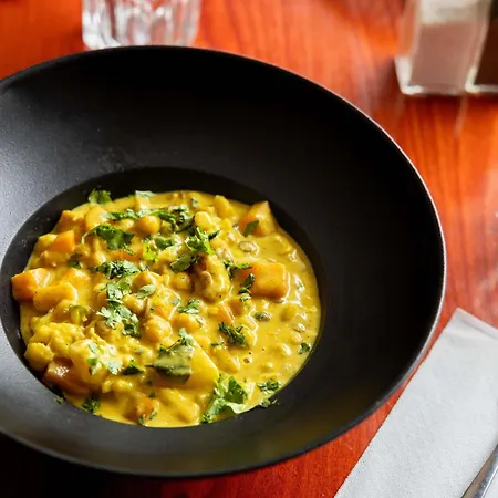 Ibis Est La Cité Hotel