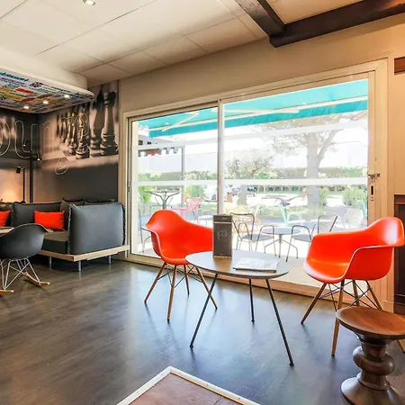 Hotel Ibis Est La Cité