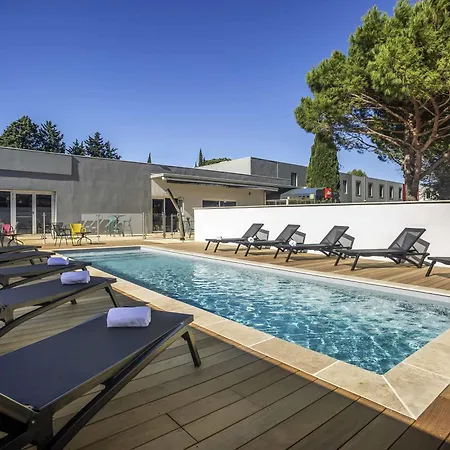 Ibis Est La Cite Hotel 3*