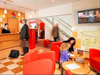 Ibis Est La Cite 호텔 3*