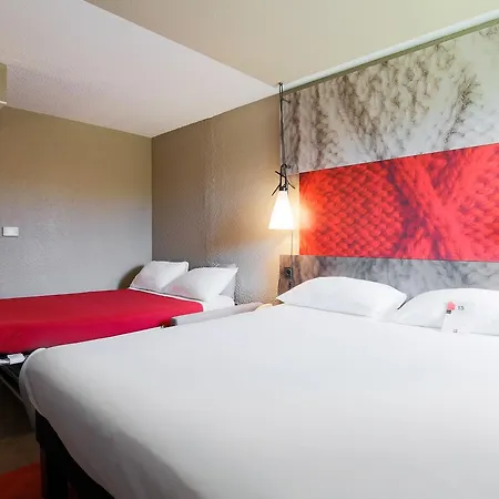 Ibis Est La Cite Καρκασόν