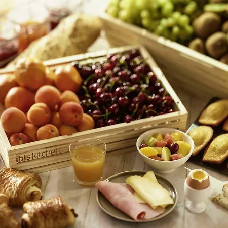 Hotel Ibis Est La Cité