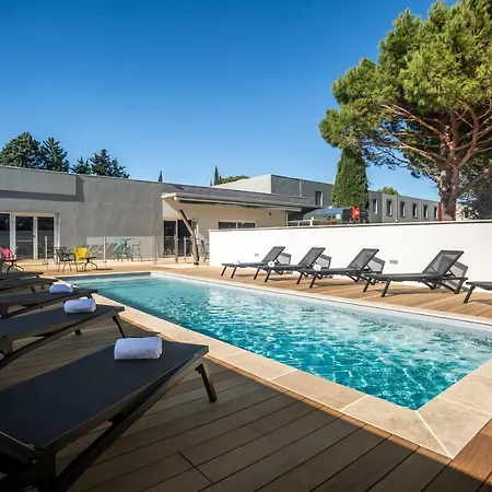 Ibis Est La Cité Carcasona