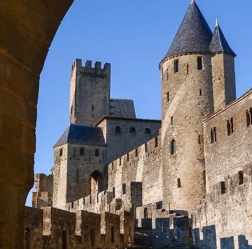 Otel Ibis Est La Cite 3*