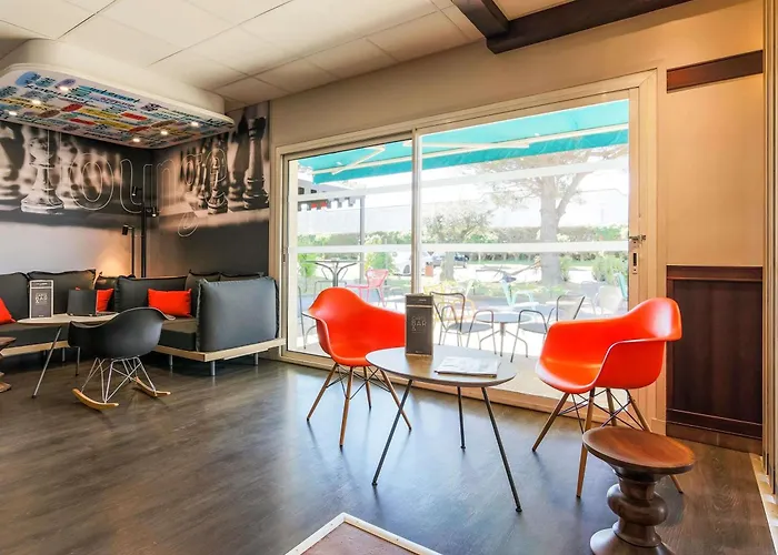 Hotel Ibis Est La Cite