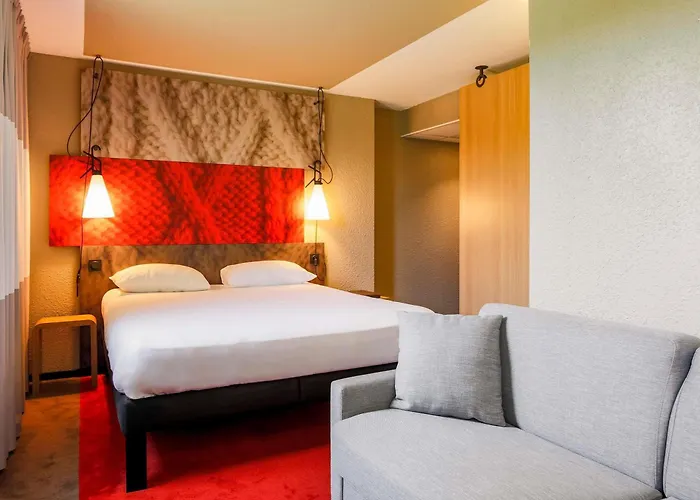 Ibis Est La Cite Отель 3*