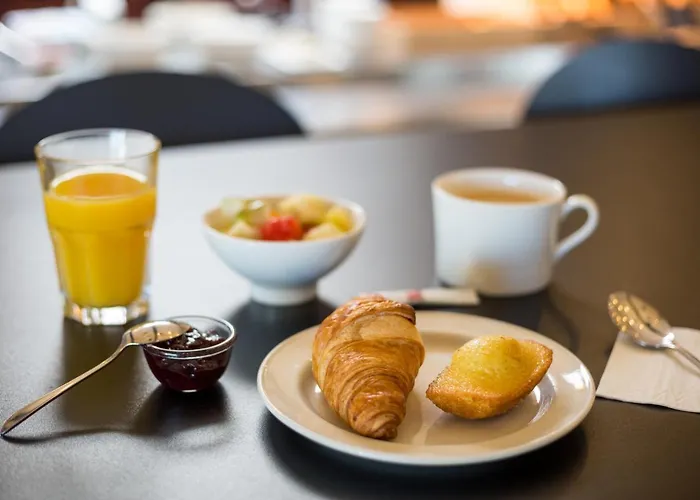 Ibis Est La Cite Отель 3*