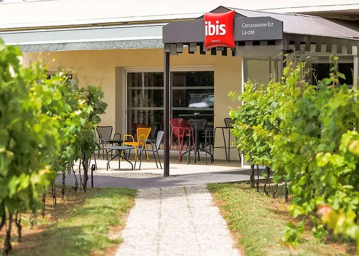 Ibis Est La Cite Hotel 3*
