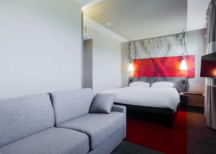 Hotel Ibis Est La Cite Carcassonne