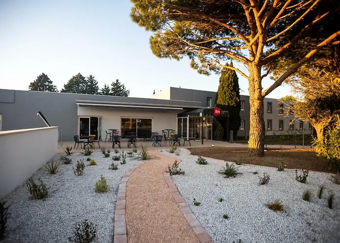 Hotel Ibis Est La Cite Carcassonne